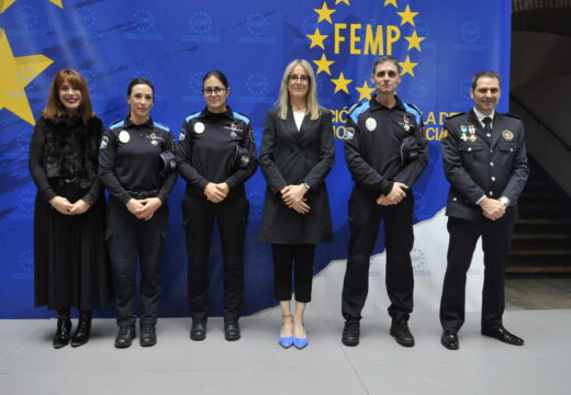 Cinco membros da Policía Local da Coruña, recoñecidos nos Premios Nacionais do Programa Axente Titor
